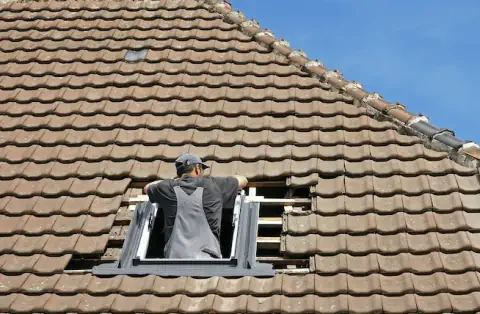 Pose de velux - Sigogne